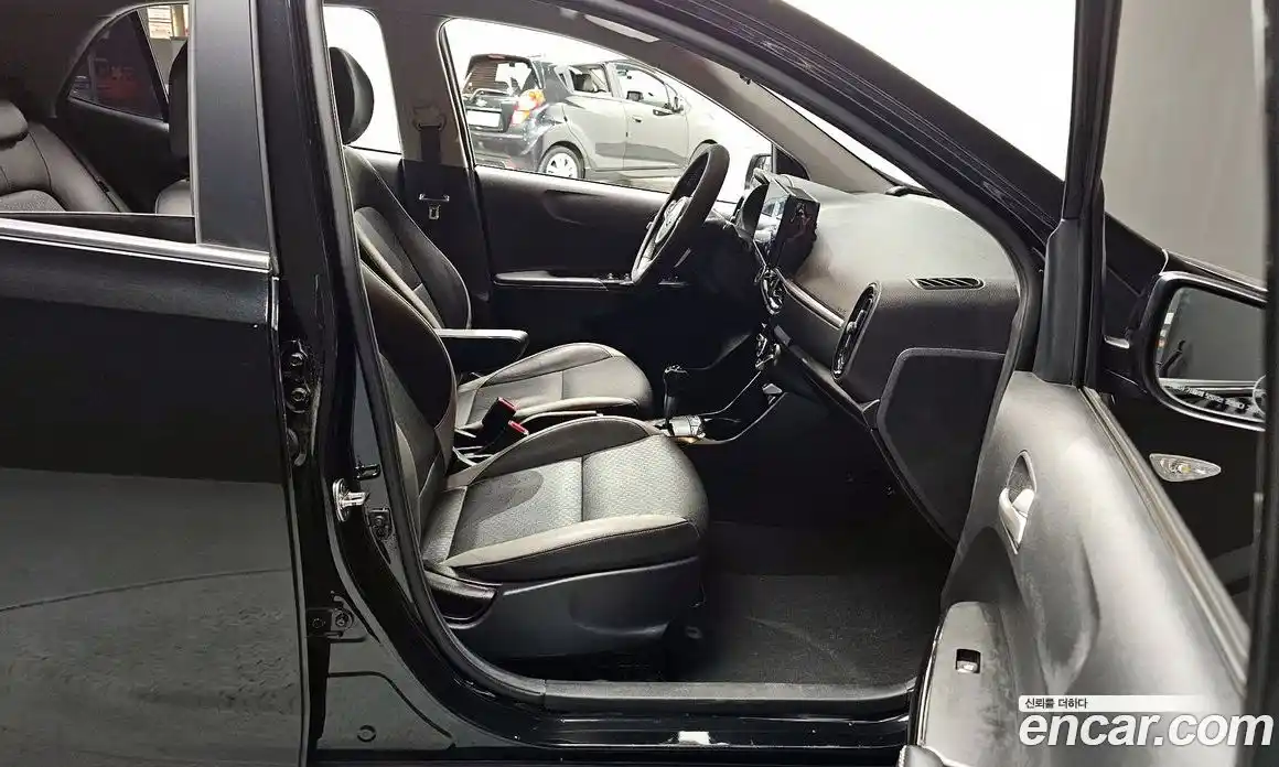 Kia Morning 2018 1.0 Автомат в Москве № 54051, фото 11