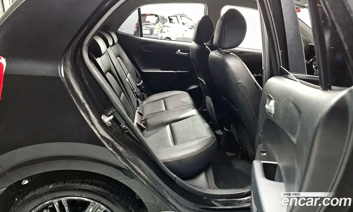 Kia Morning 2018 1.0 Автомат в Москве № 54051, фото 12