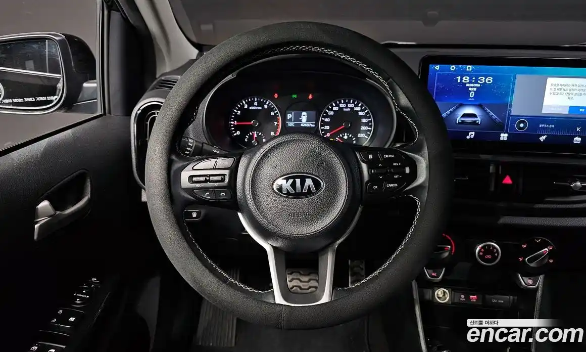 Kia Morning 2018 1.0 Автомат в Москве № 54051, фото 13