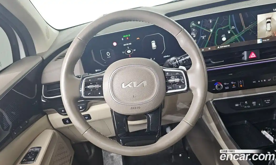 Kia Canival 2024 3.5 Автомат в Москве № 55766, фото 12