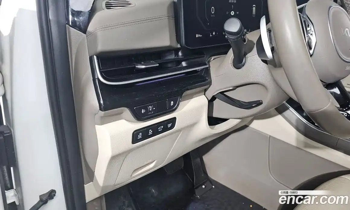 Kia Canival 2024 3.5 Автомат в Москве № 55766, фото 15