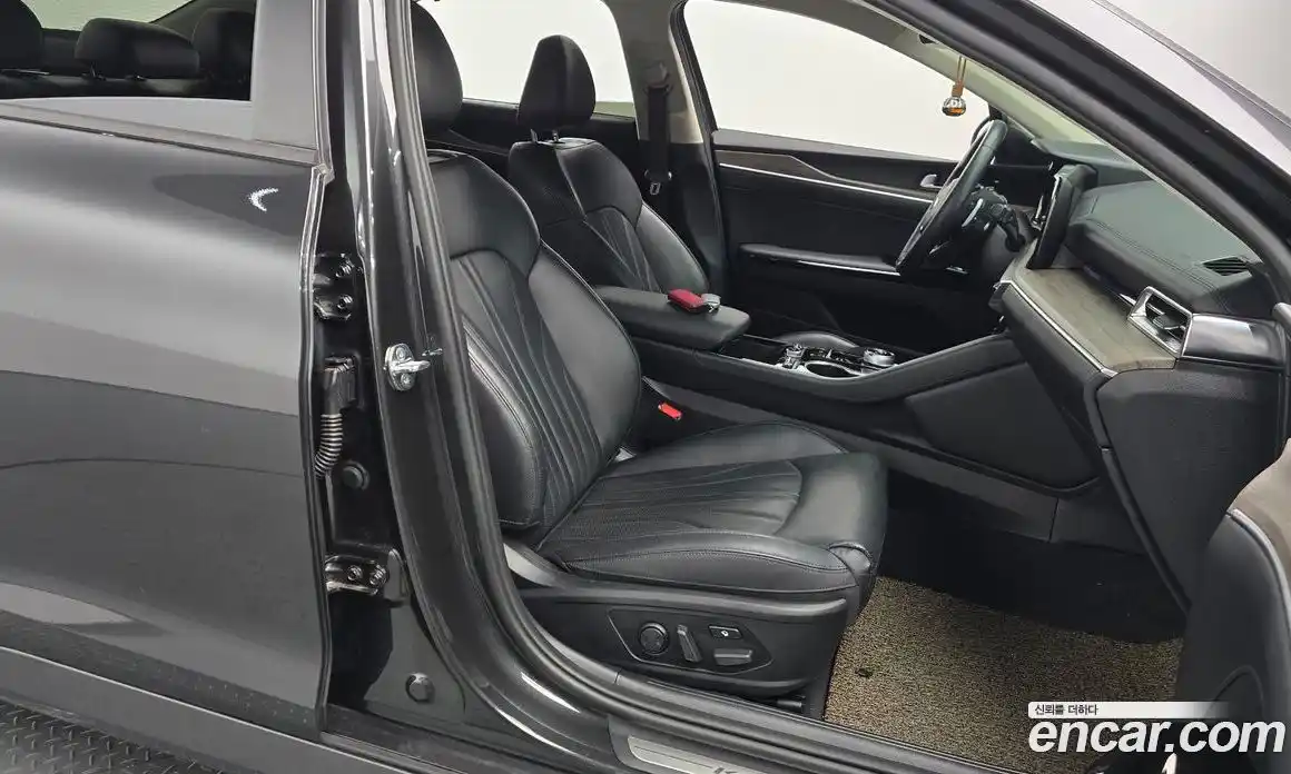 Kia K5 2021 1.6 Автомат в Москве № 56233, фото 10