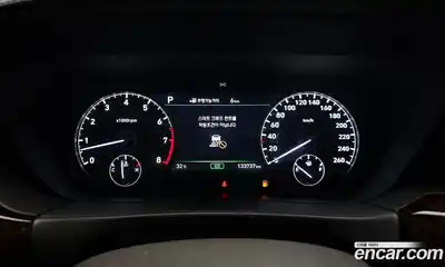 Genesis EQ900 2017 5.0 Автомат в Москве № 58863, миниатюра 8