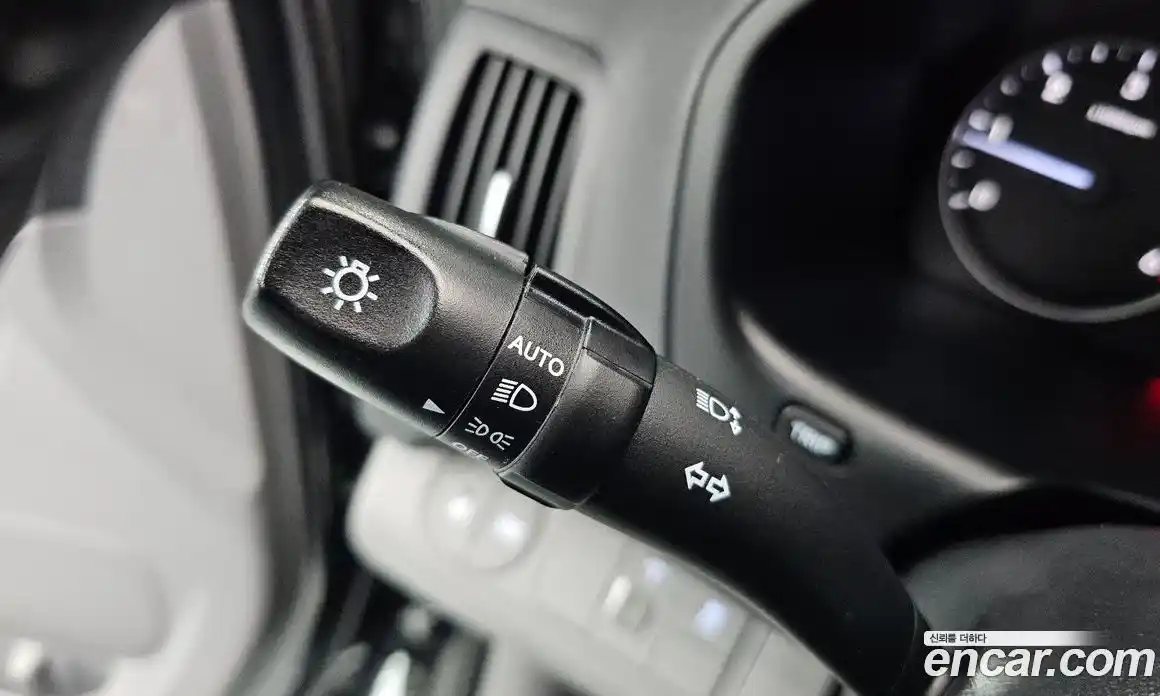 Hyundai Starex 2021 2.5 Автомат в Москве № 6036, фото 19