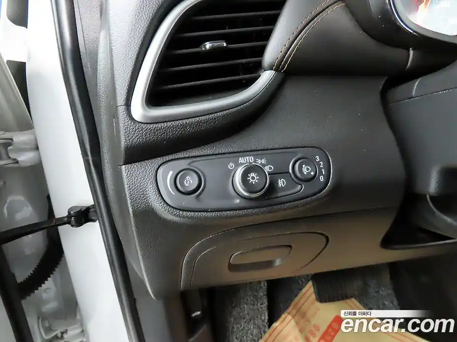 Chevrolet Trax 2020 1.4 гидро в Москве № 619277, фото 17