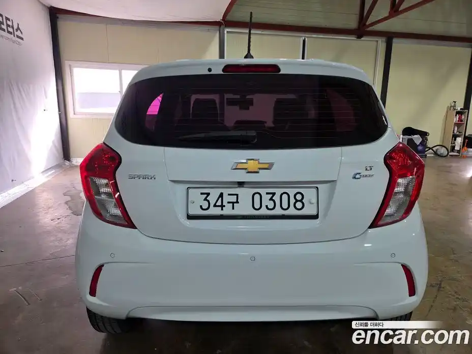 Chevrolet Spark 2017 1.0 Автомат в Москве № 641598, фото 7