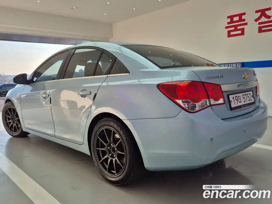 Chevrolet Cruze 2012 2.0 Механическая в Москве № 642544, фото 2