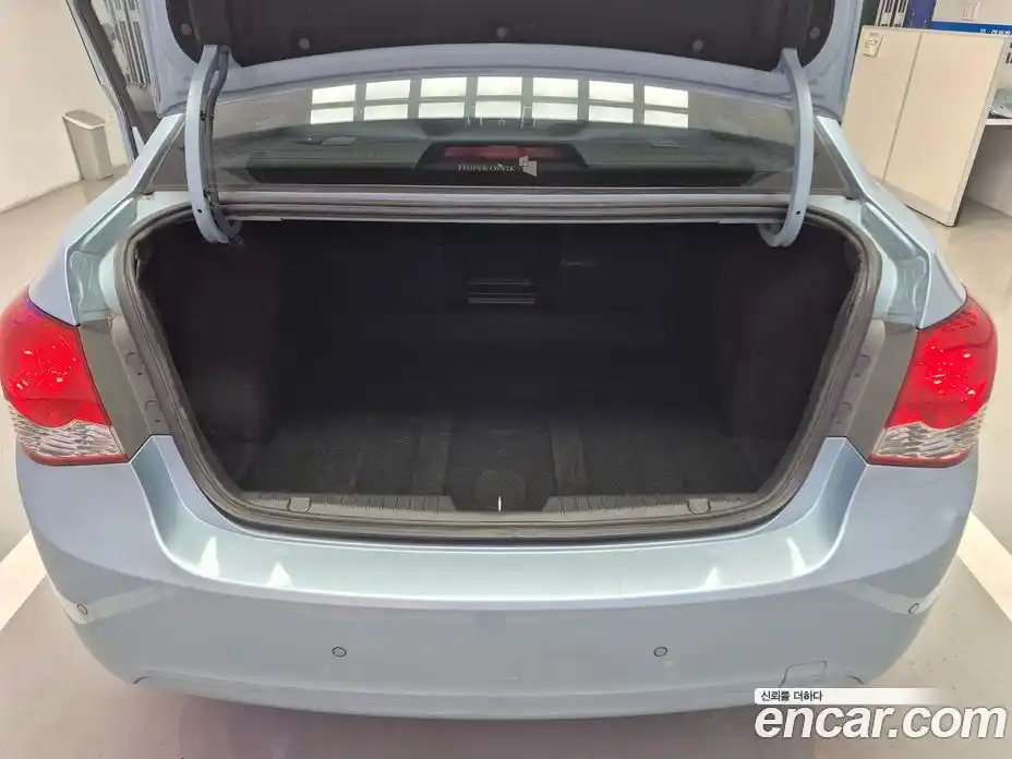 Chevrolet Cruze 2012 2.0 Механическая в Москве № 642544, фото 4