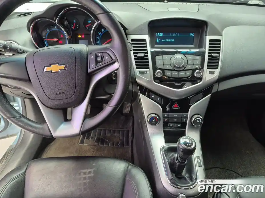 Chevrolet Cruze 2012 2.0 Механическая в Москве № 642544, фото 7