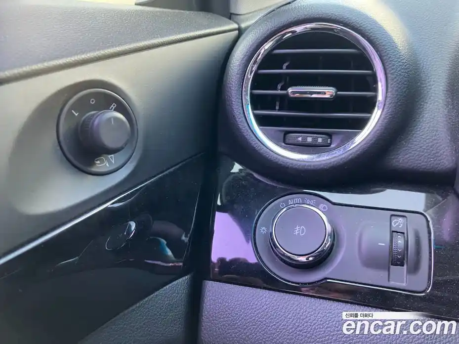 Chevrolet Orlando 2013 2.0 Автомат в Москве № 642729, фото 16