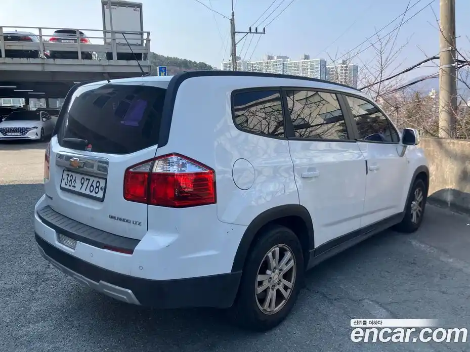 Chevrolet Orlando 2013 2.0 Автомат в Москве № 642729, фото 3