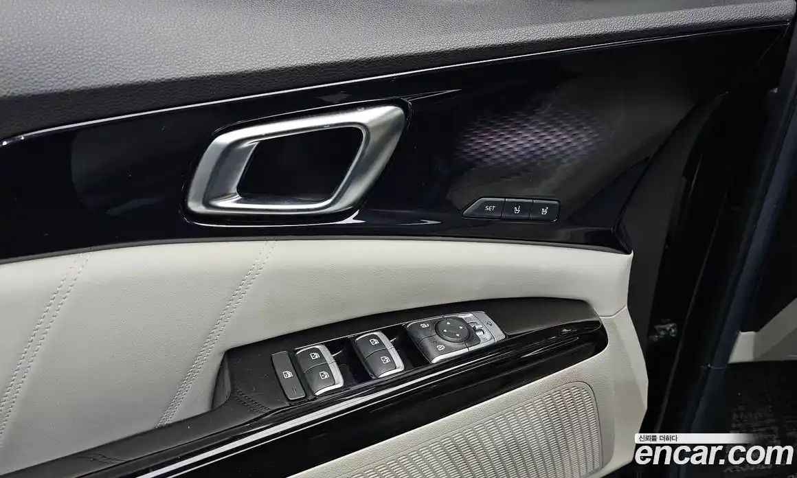 Kia Canival 2021 3.5 Автомат в Москве № 643946, фото 15