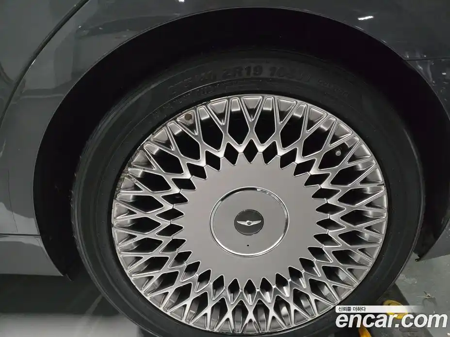 Genesis G90 2020 5.0 Автомат в Москве № 644377, фото 8