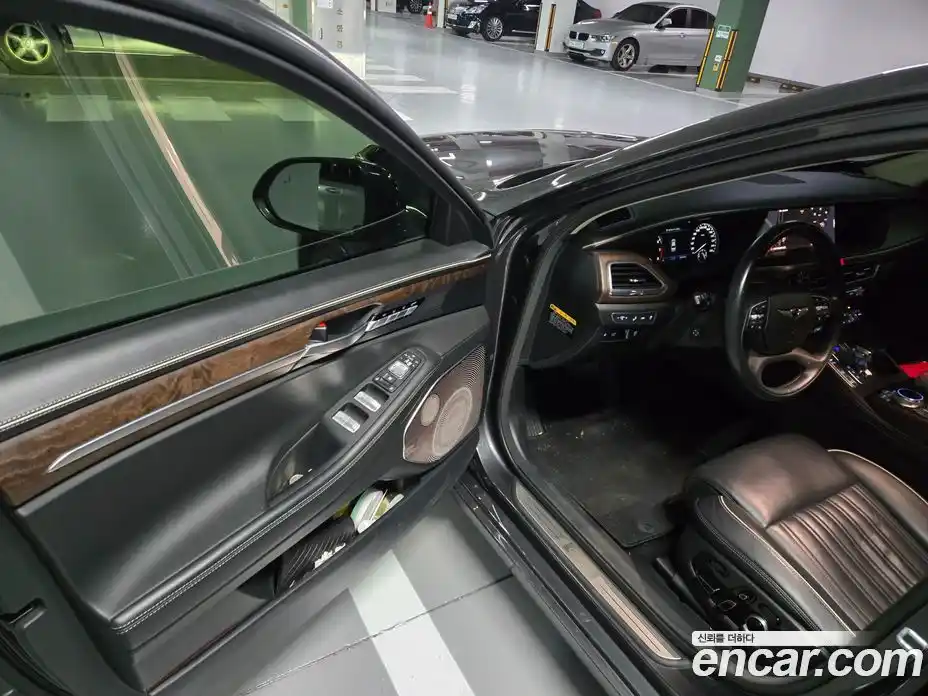 Genesis G90 2020 5.0 Автомат в Москве № 644377, фото 10