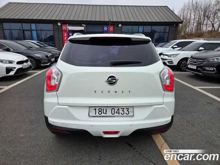 SsangYong TIBOLI 2015 1.6 Автомат в Москве № 645397, фото 3
