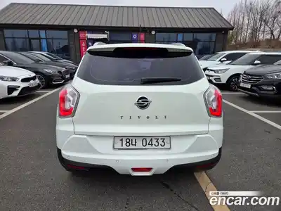 SsangYong TIBOLI 2015 1.6 Автомат в Москве № 645397, миниатюра 3
