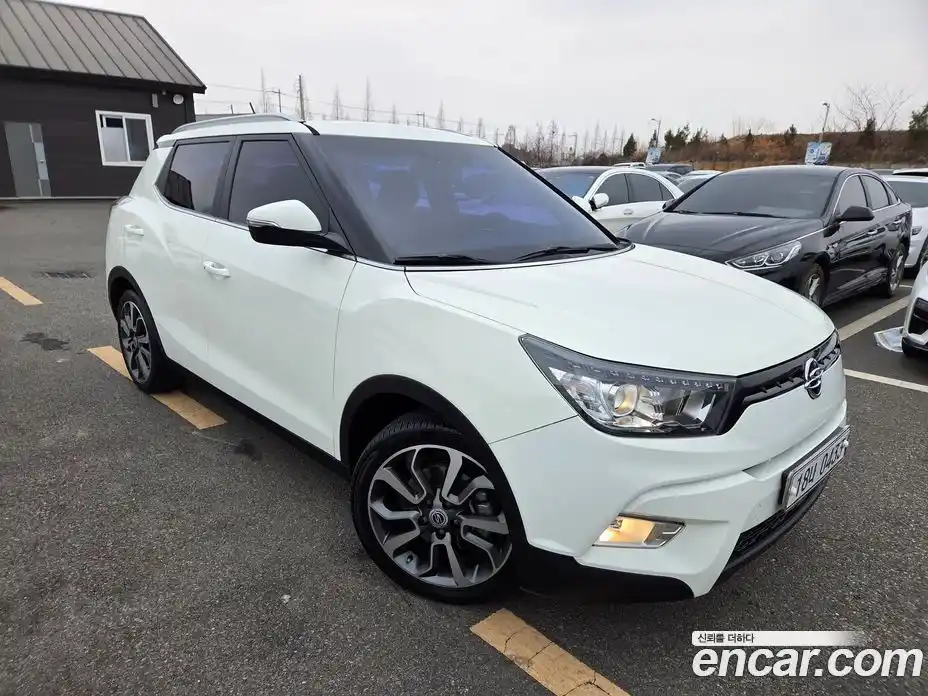 SsangYong TIBOLI 2015 1.6 Автомат в Москве № 645397, фото 4