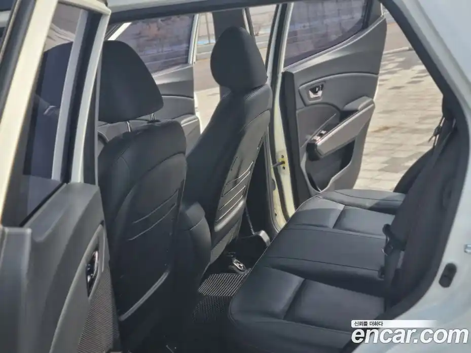 SsangYong TIBOLI 2016 1.6 Автомат в Москве № 645773, фото 18