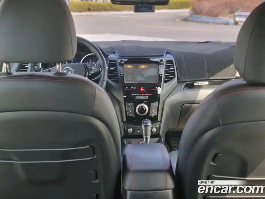 SsangYong TIBOLI 2016 1.6 Автомат в Москве № 645773, фото 19