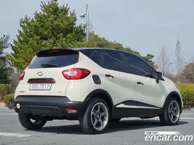 Renault QM3 2017 1.5 Автомат в Москве № 647335, миниатюра 4