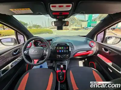 Renault QM3 2017 1.5 Автомат в Москве № 647335, миниатюра 5