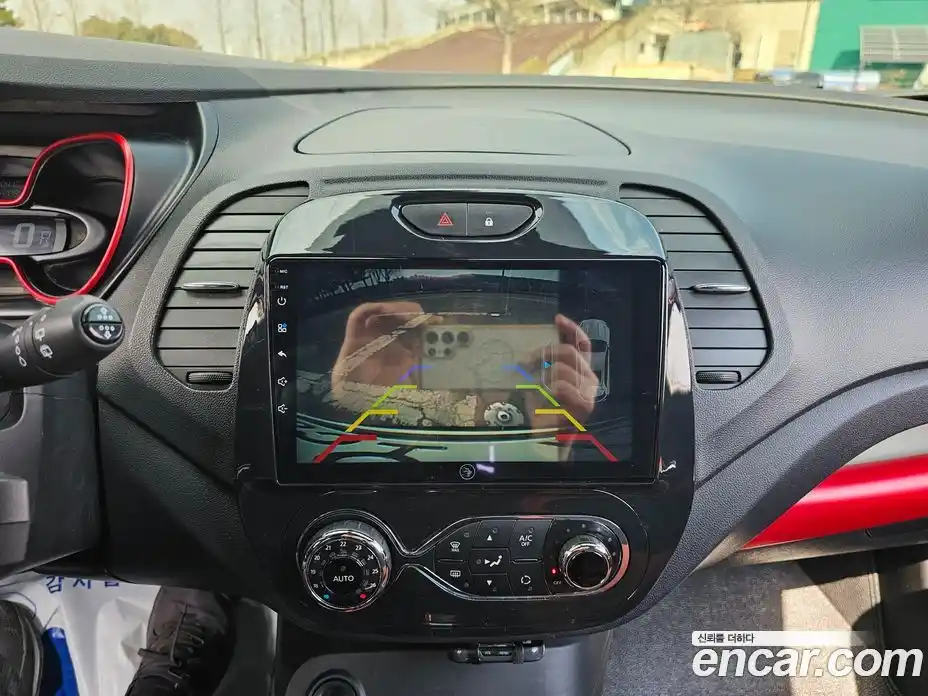 Renault QM3 2017 1.5 Автомат в Москве № 647335, фото 7