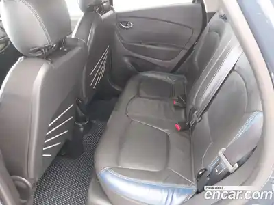 Renault QM3 2015 1.5 Автомат в Москве № 647356, миниатюра 9