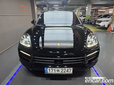 Porsche Cayenne 2023 3.0 Автомат в Москве № 651348, миниатюра 3