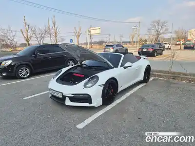 Porsche 911, 2018