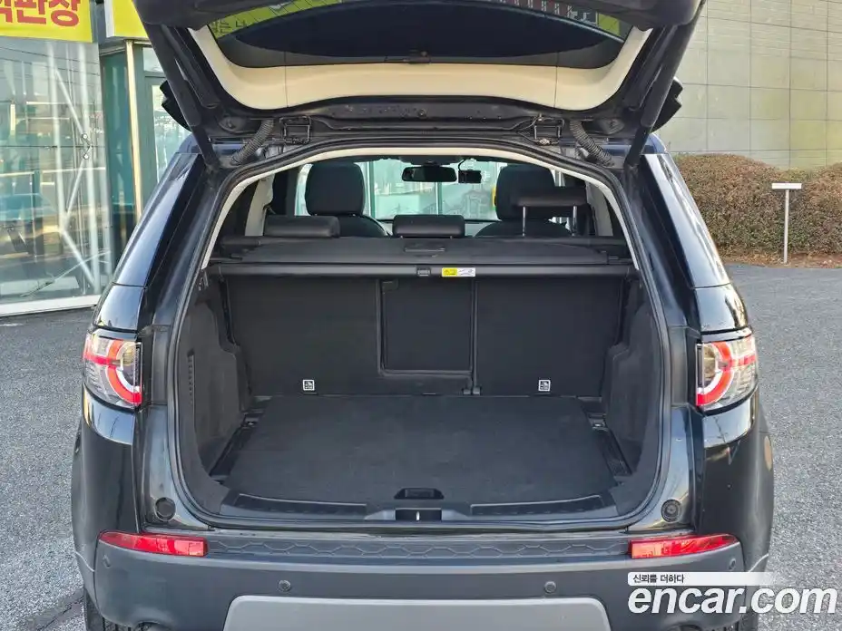 Land Rover Discovery Sport 2018 2.0 Автомат в Москве № 651959, фото 17