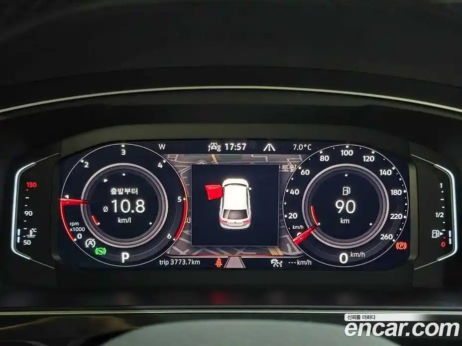 Volkswagen Tiguan 2021 2.0 Автомат в Москве № 652557, фото 8