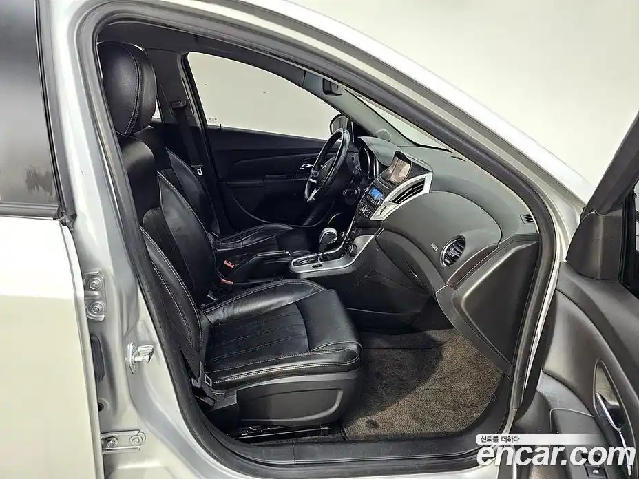 Chevrolet Cruze 2013 1.8 Автомат в Москве № 669688, фото 11