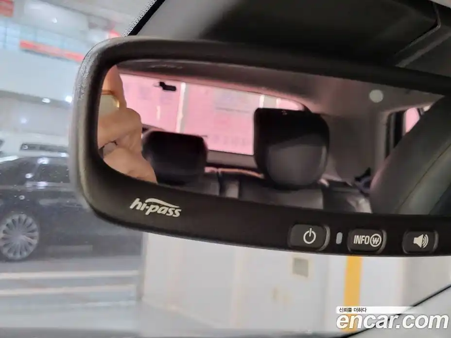 Chevrolet Trax 2017 1.6 Автомат в Москве № 670039, фото 13