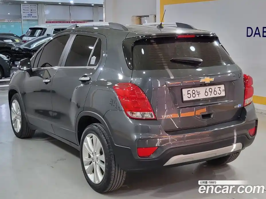 Chevrolet Trax 2017 1.6 Автомат в Москве № 670039, фото 4