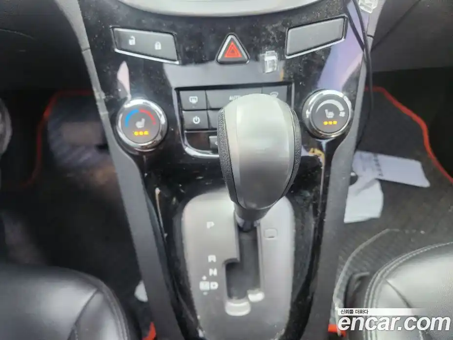 Chevrolet Orlando 2015 2.0 Автомат в Москве № 670172, фото 16