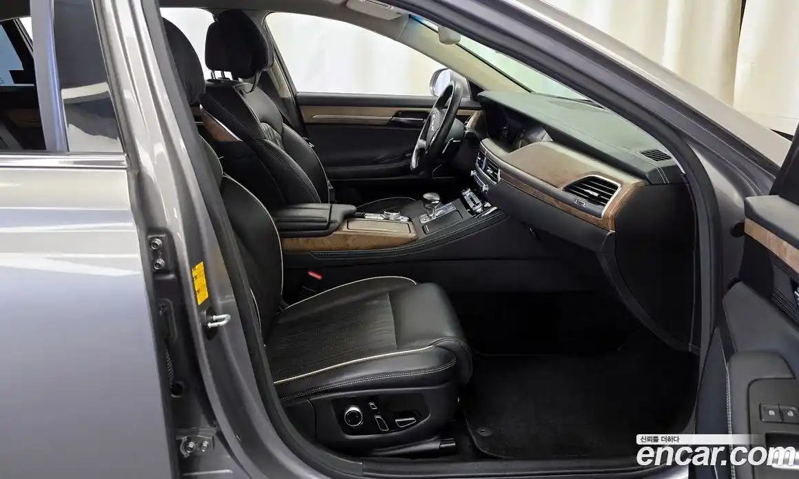 Genesis G90 2021 3.3 Автомат в Москве № 671607, фото 11