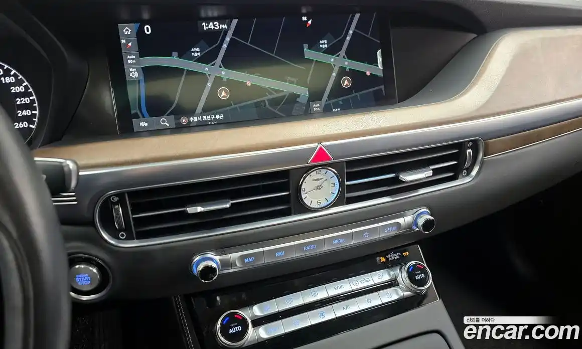 Genesis G90 2021 3.3 Автомат в Москве № 671607, фото 14