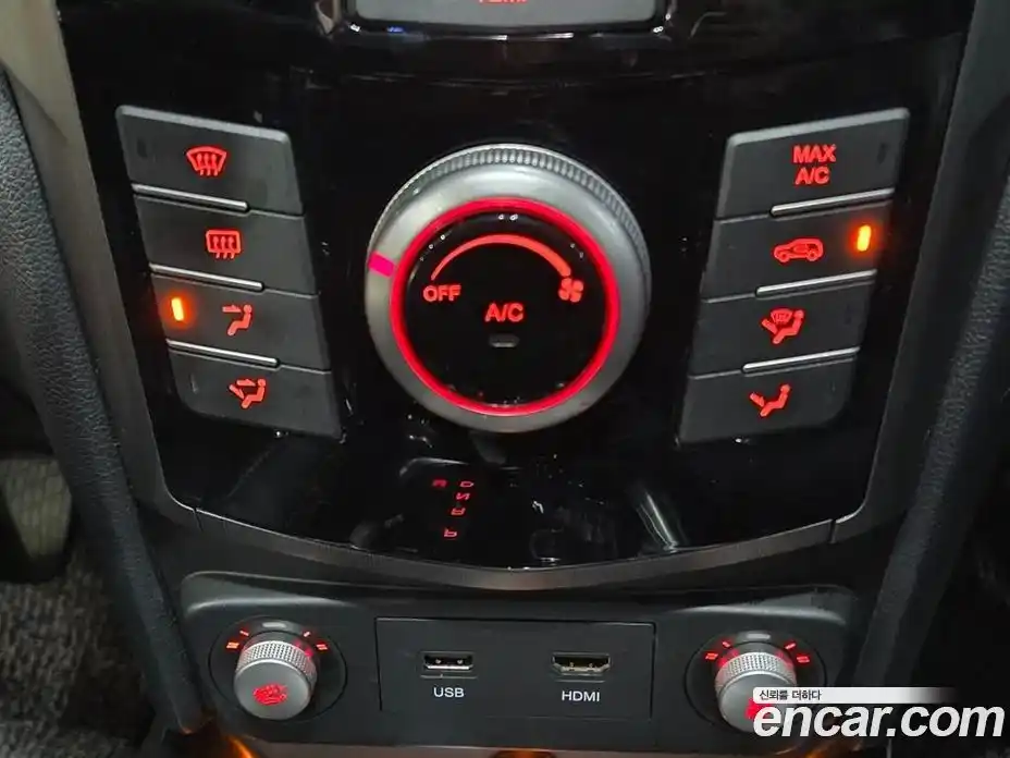 SsangYong TIBOLI 2018 1.6 Автомат в Москве № 672535, фото 13