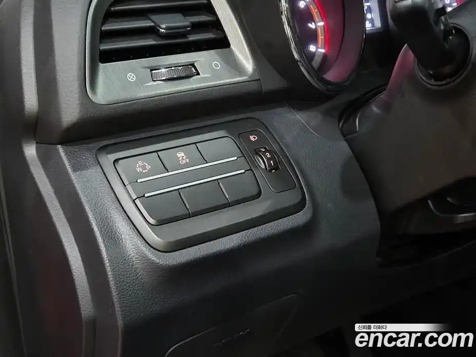 SsangYong TIBOLI 2018 1.6 Автомат в Москве № 672535, фото 15