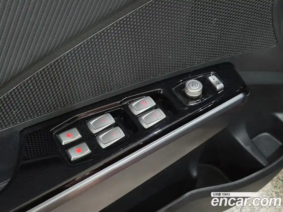 SsangYong TIBOLI 2018 1.6 Автомат в Москве № 672535, фото 16