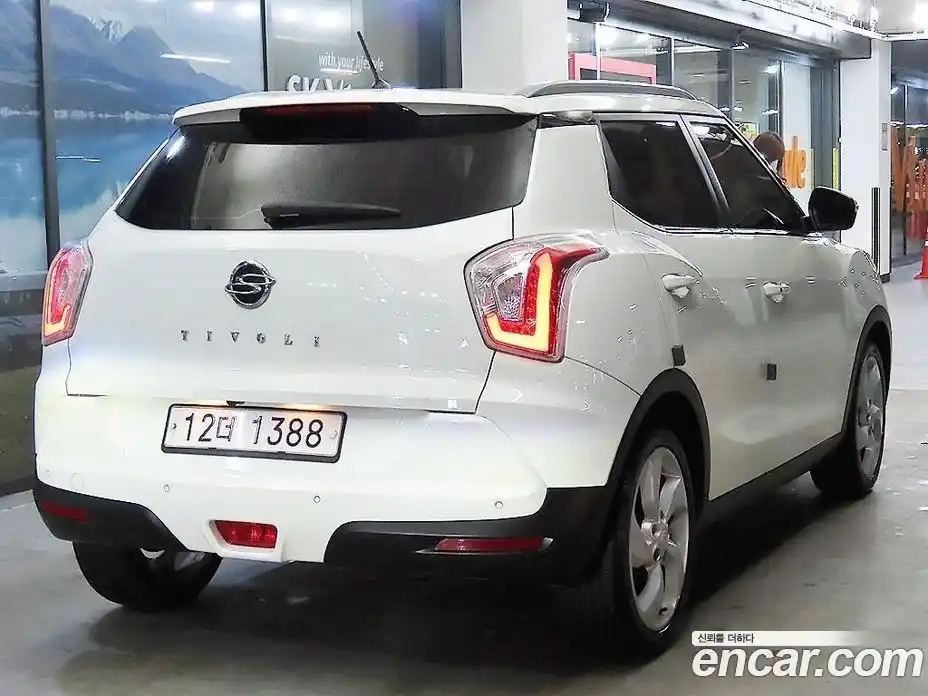 SsangYong TIBOLI 2015 1.6 Автомат в Москве № 672572, фото 4
