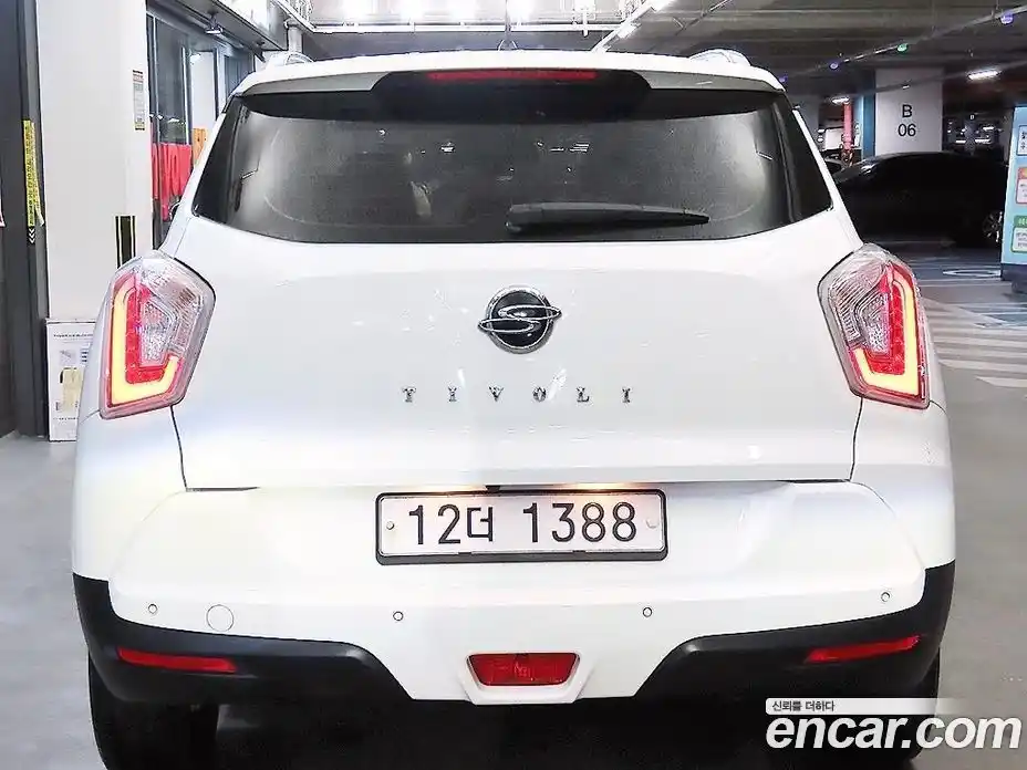 SsangYong TIBOLI 2015 1.6 Автомат в Москве № 672572, фото 5