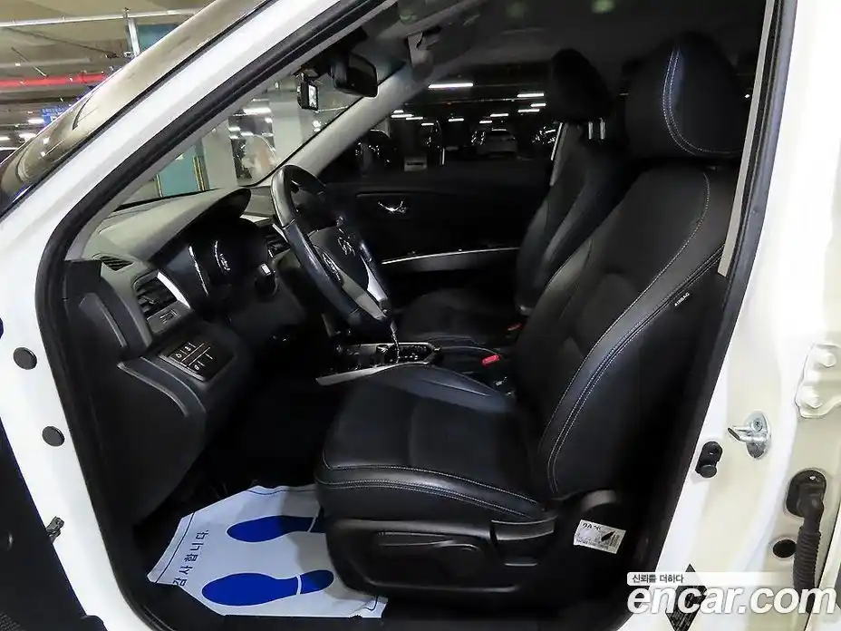 SsangYong TIBOLI 2015 1.6 Автомат в Москве № 672572, фото 6