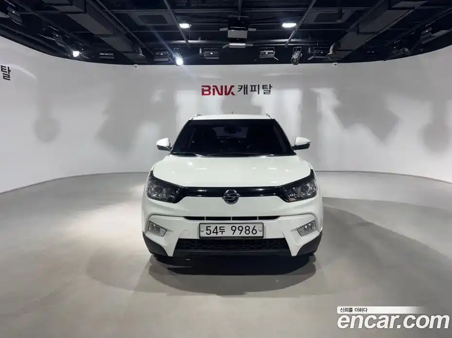 SsangYong TIBOLI 2016 1.6 в Москве № 672604, фото 1