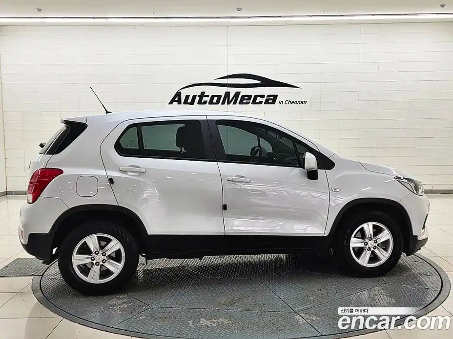 Chevrolet Trax 2017 1.4 Автомат в Москве № 67299, фото 6