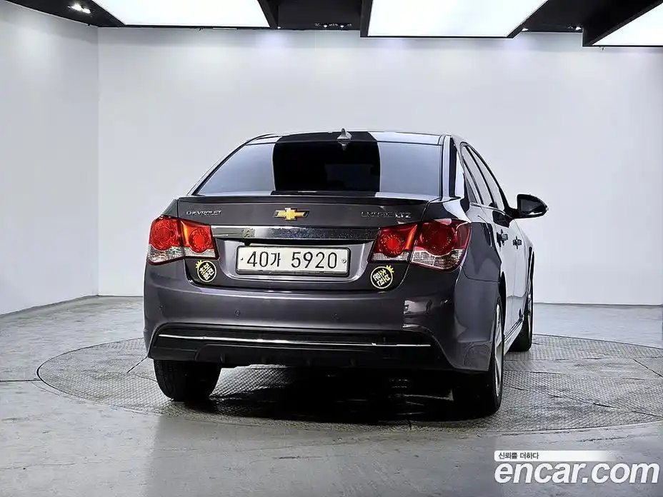 Chevrolet Cruze 2014 1.8 Автомат в Москве № 673356, фото 3