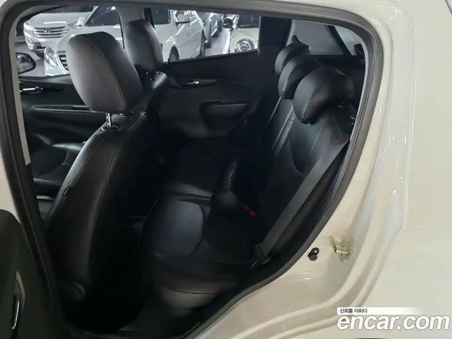 Chevrolet Spark 2016 1.0 Вариатор в Москве № 673647, фото 13