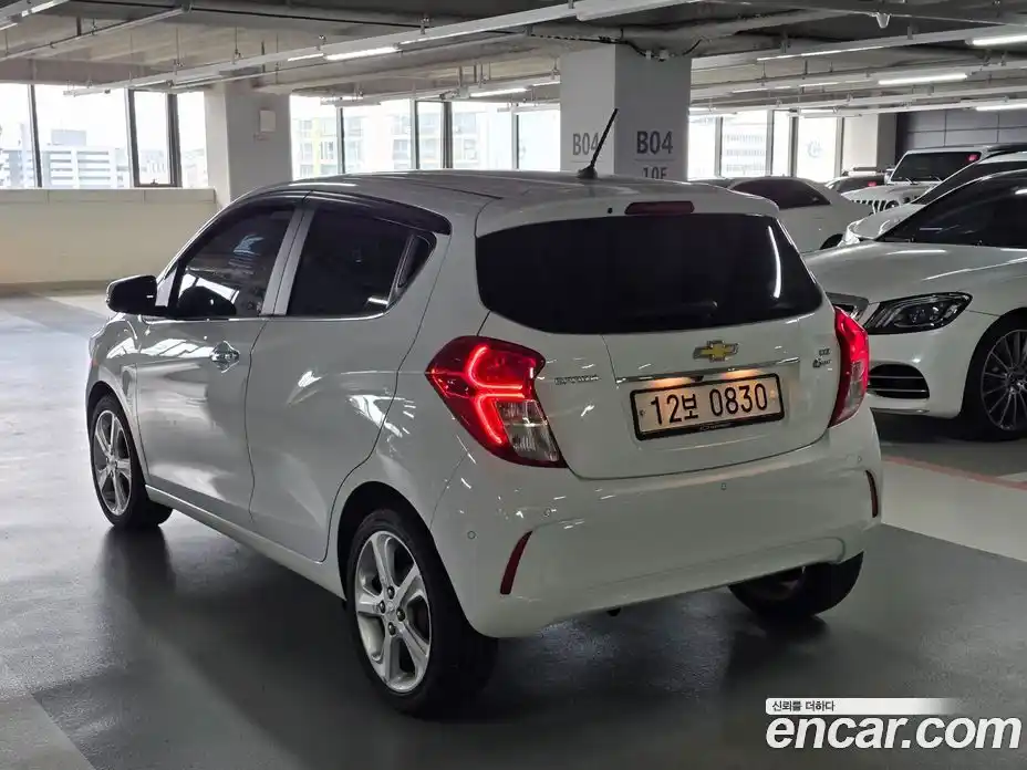 Chevrolet Spark 2016 1.0 Вариатор в Москве № 673647, фото 3