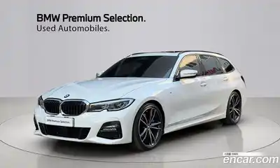 BMW 3-Series, 2022