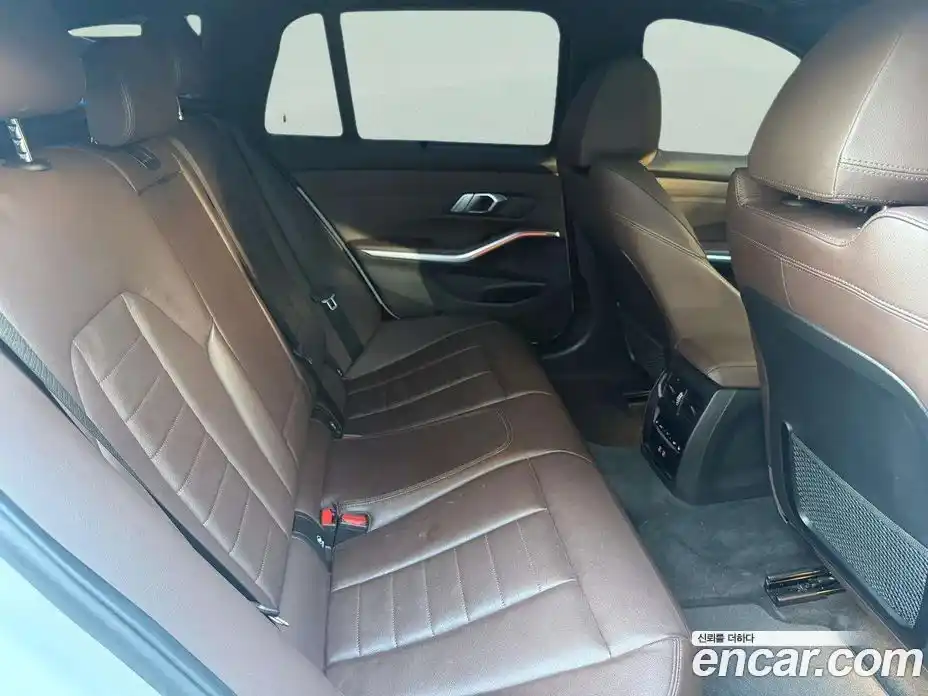 BMW 3-Series 2022 2.0 Автомат в Москве № 675181, фото 10